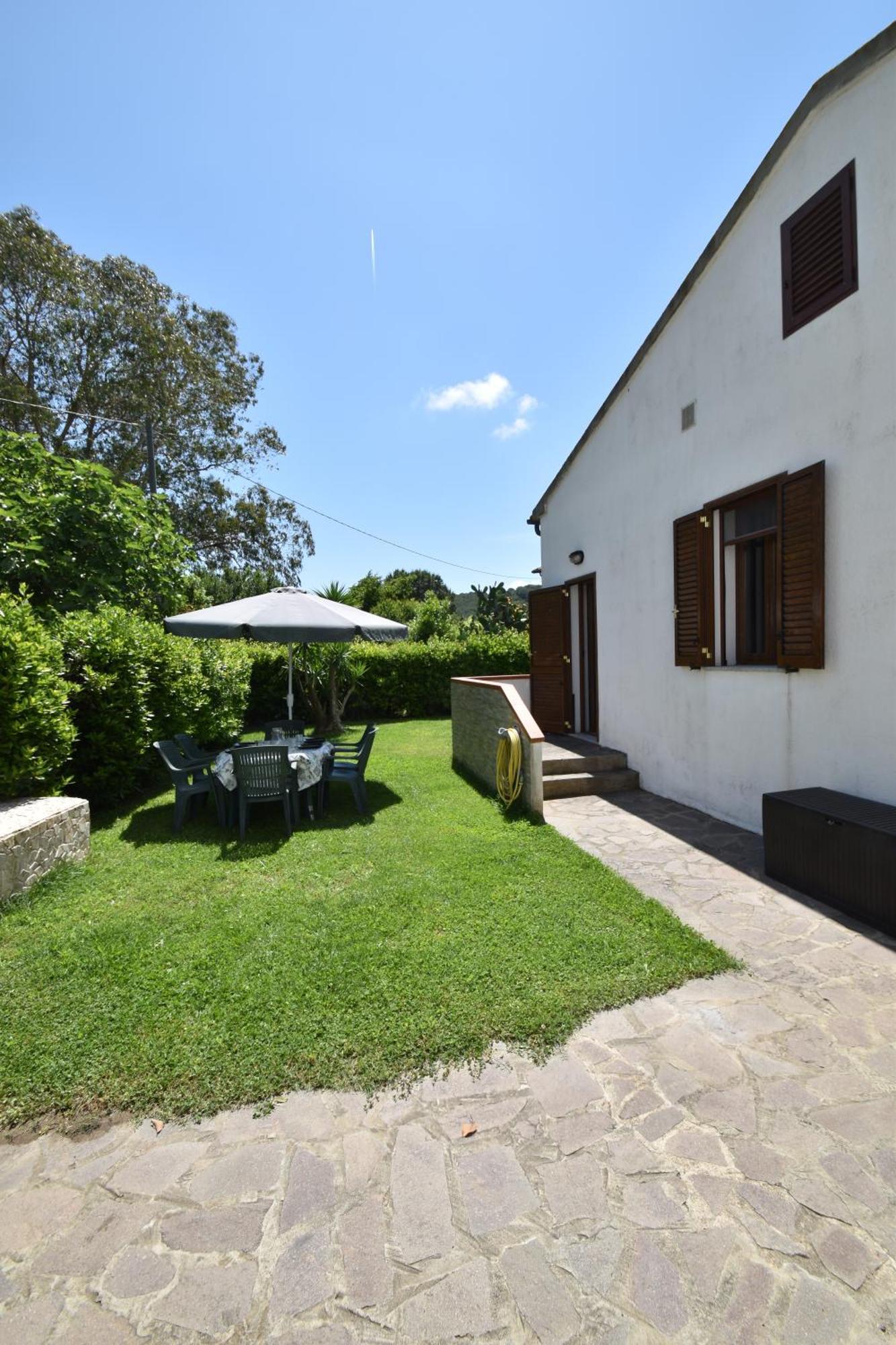 Apartment Trilocale Giardino - Spazio Esterno Privato, Clima E Posto Auto
