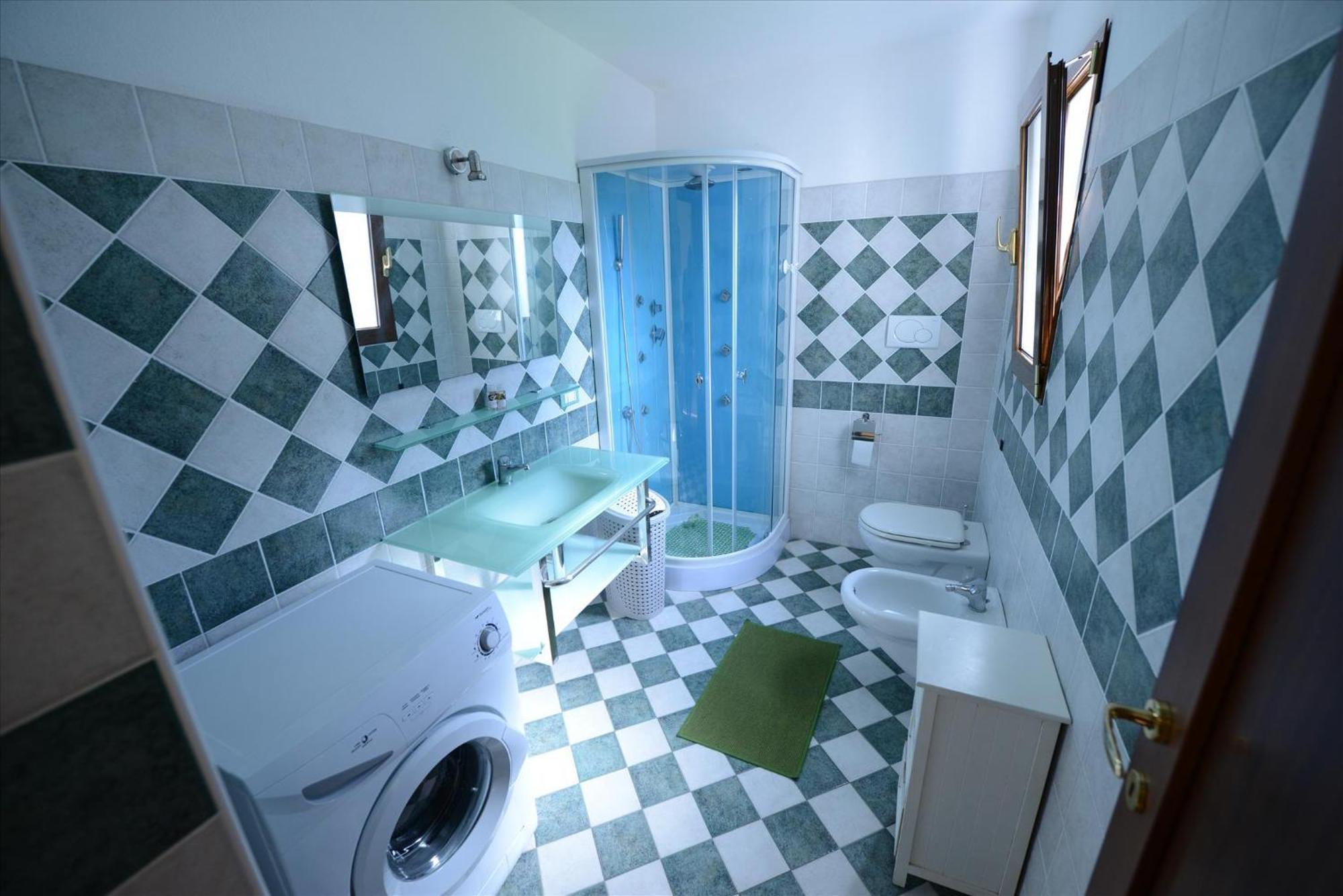 Trilocale Giardino - Spazio Esterno Privato, Clima E Posto Auto Apartment