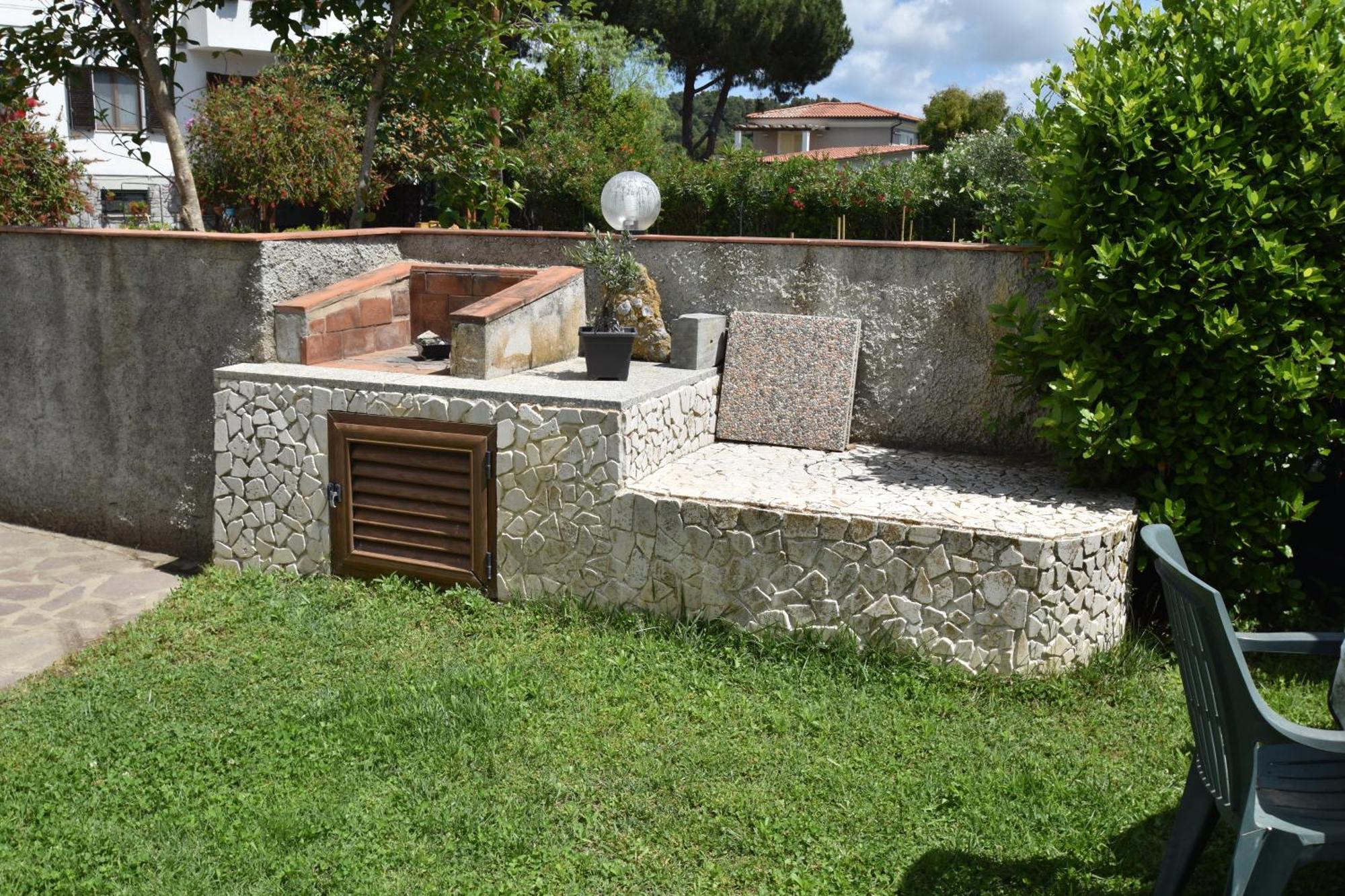 Trilocale Giardino - Spazio Esterno Privato, Clima E Posto Auto * Marina di Campo
